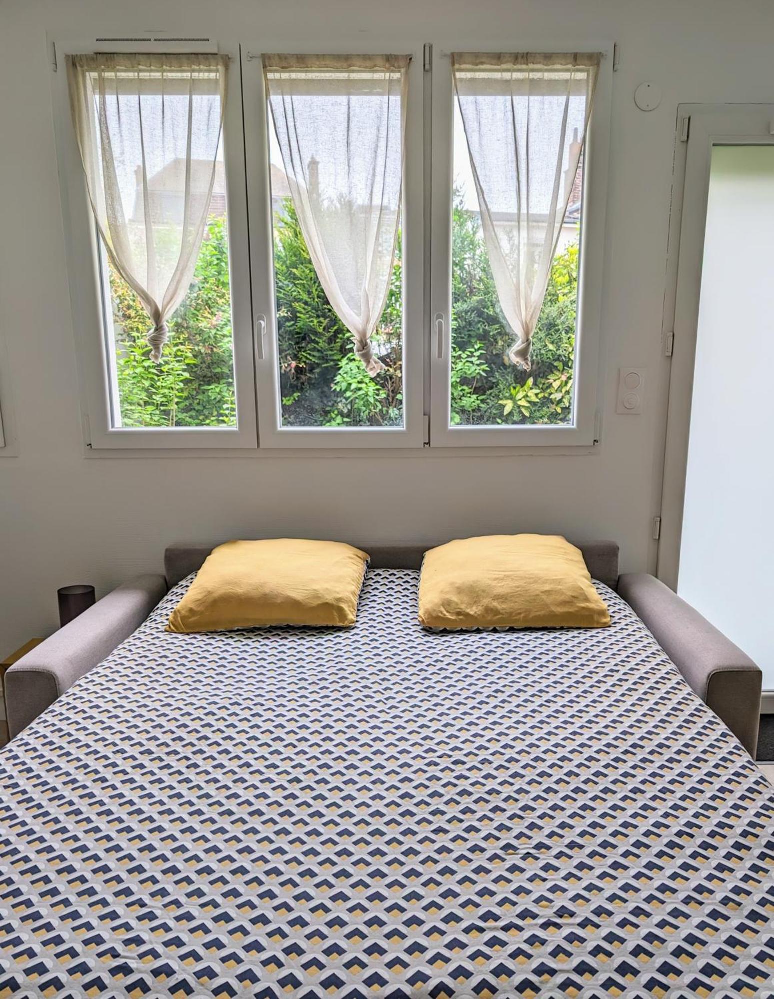 Stockholm- Studio Cosy Et Patio, Proche Centre Charleville-Mézières Dış mekan fotoğraf